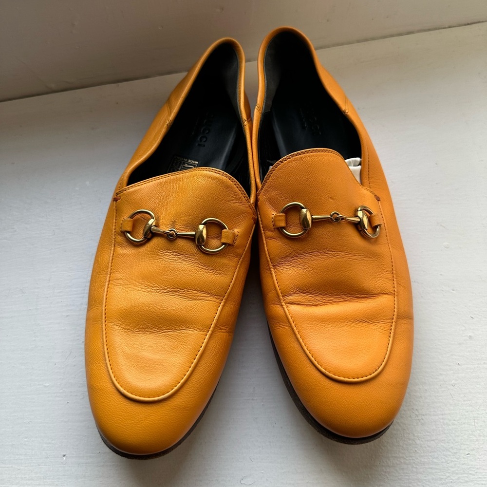 Lightly worn yellow women’s Gucci loafers 37 1/2, US size 7.5